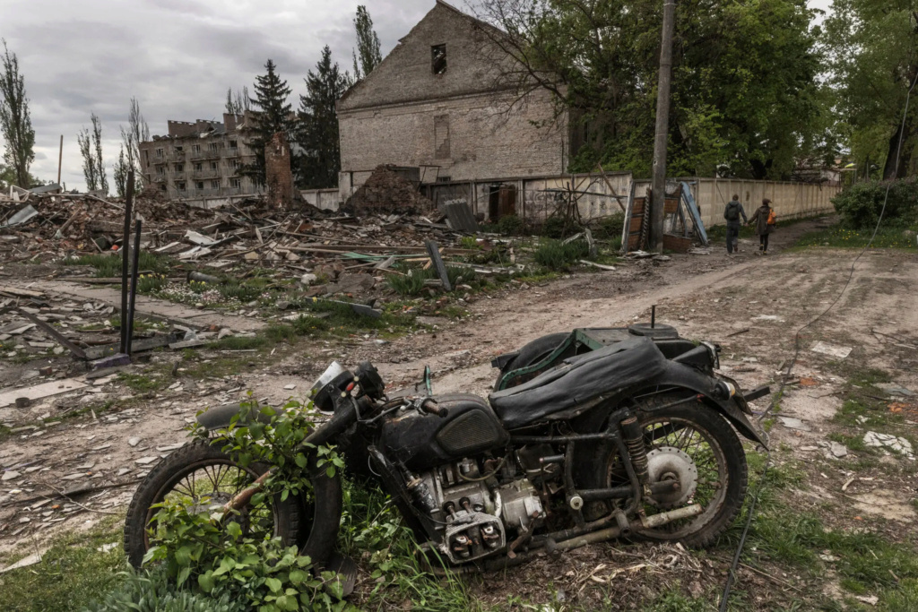 Ukraine-destroyed motorcycle Ukrain10