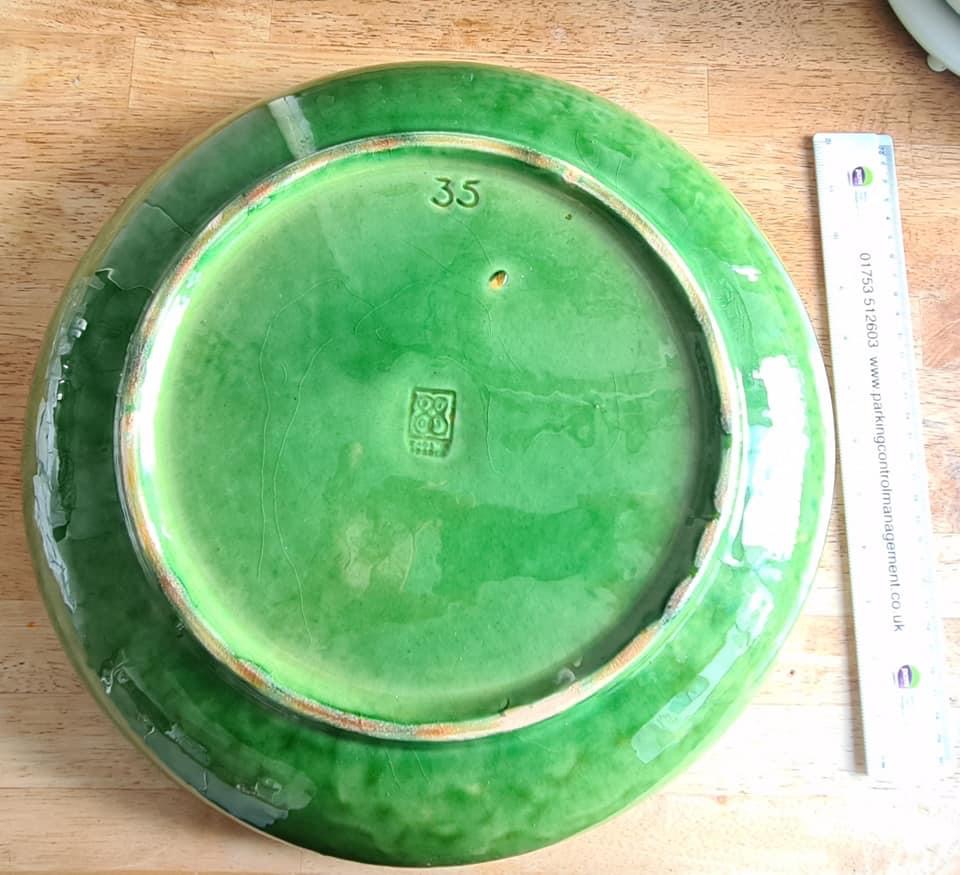 Green glazed bowl with marks - Biot, France  3e552310