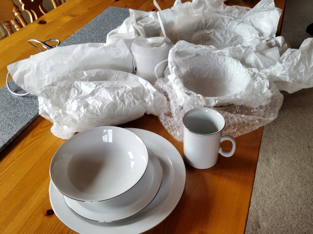 Autosleeper China Dinner Set Dinner10