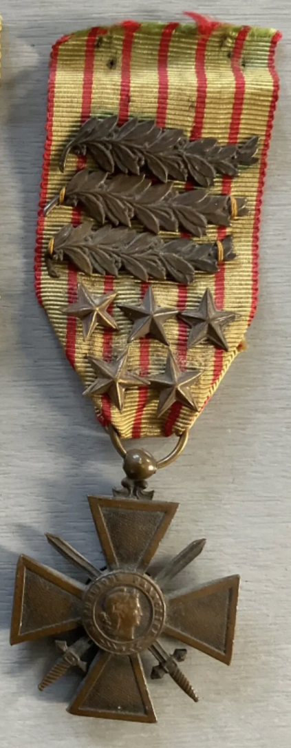 Croix de guerre 14-18 avec 5 citations et 3 palmes  F98f8a10