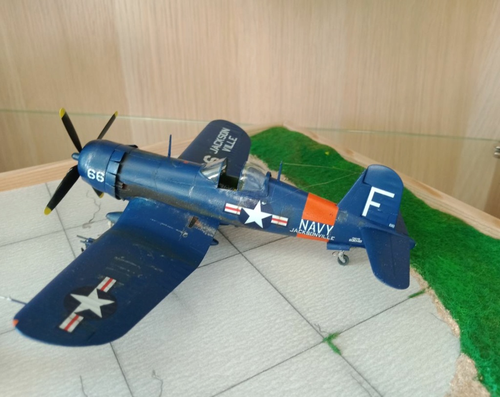 [Revell] Corsair F4-U de l'école navale de Jacksonville Corsai10