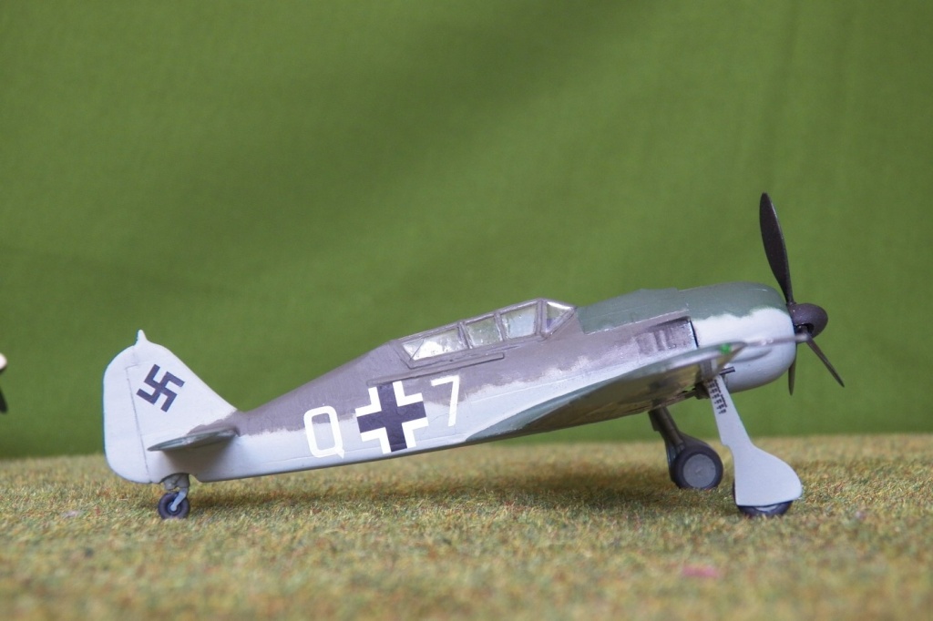 Focke Wulf Fw 190S -8. Maquette Heller + Dauzié 1/72 (VINTAGE) 100_1222