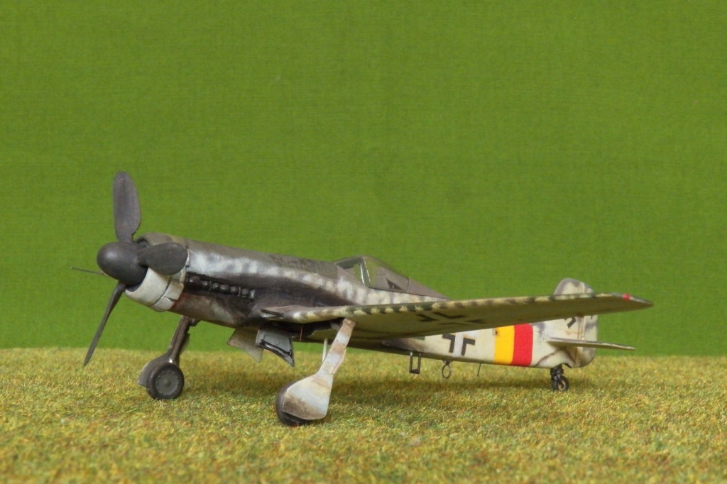 Focke Wulf Ta 152 H-1, Maquette Frog améliorée. 1/72 (VINTAGE) 100_1420