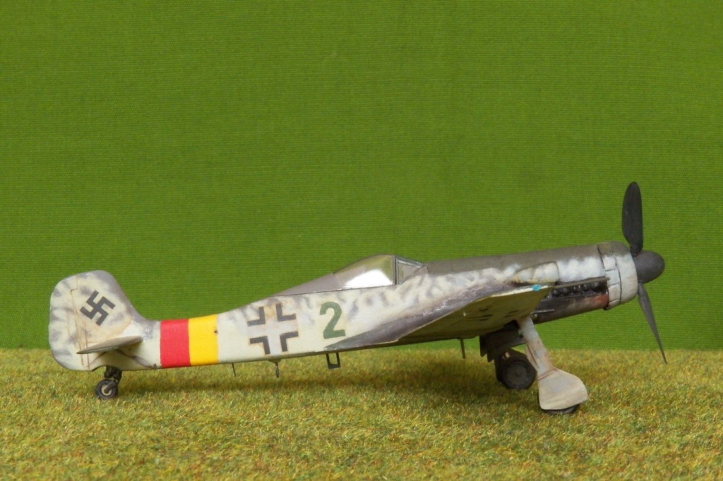 Focke Wulf Ta 152 H-1, Maquette Frog améliorée. 1/72 (VINTAGE) 100_1421
