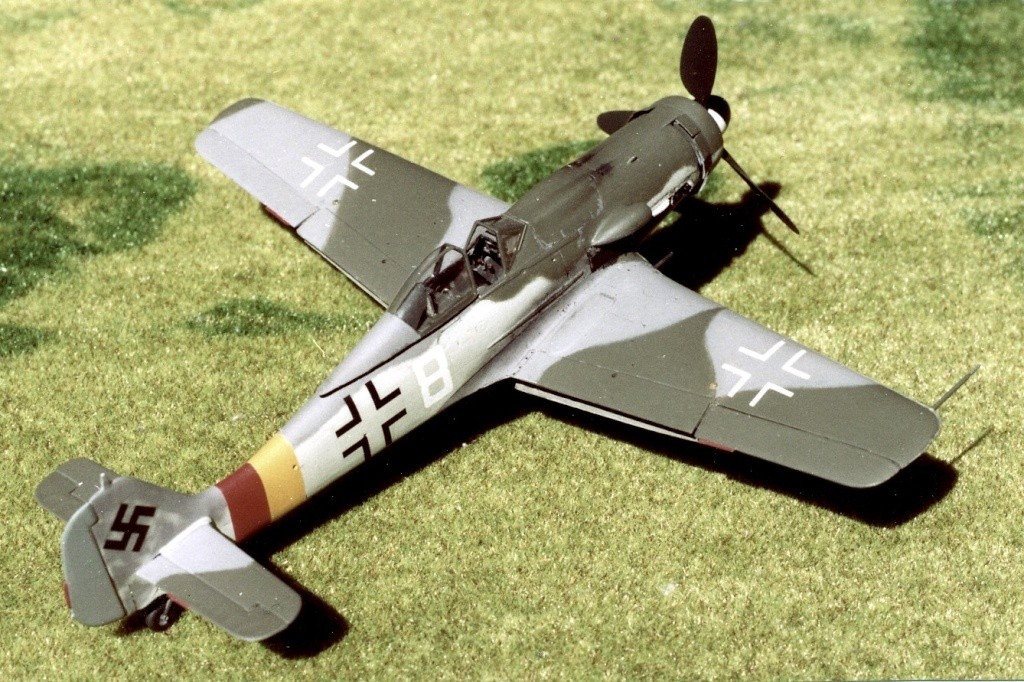 [OTAKI] FOCKE WULF Fw 190 D-9 Réf OT2 26 500 Focke_23