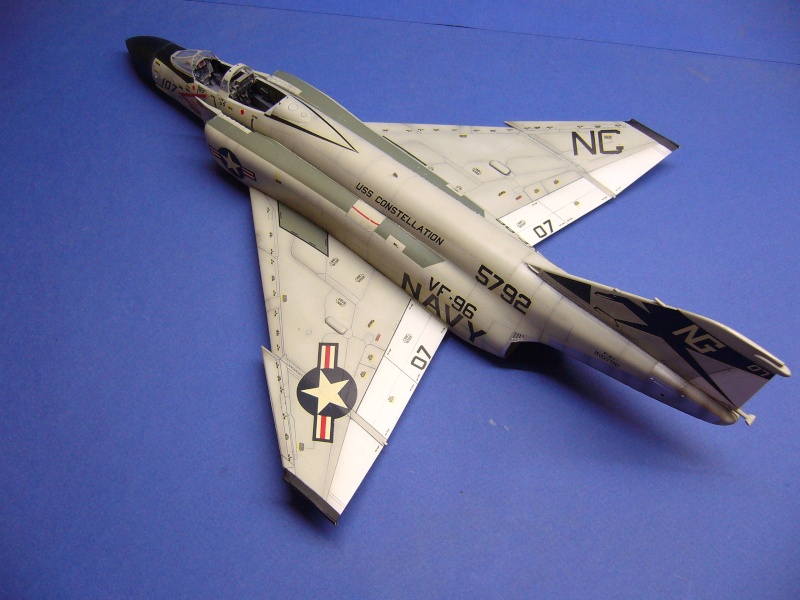 F-4J Phantom  Showtime 100! Hasegawa 1/48 P1020611