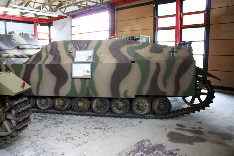 Jagdpanzer IV/48 - Munster Panzer Museum 800px-30