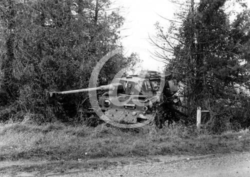 Panzer Wreck - Normandie 1944 P0027210