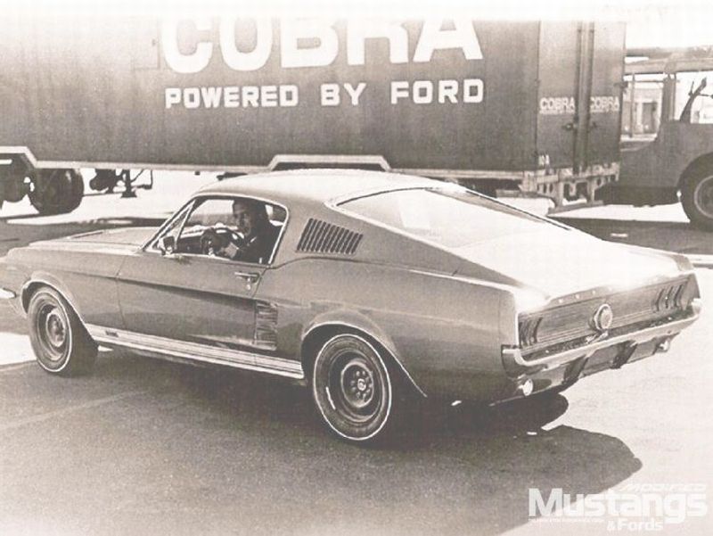 La Mustang 1967 qui deviendra la première Shelby GT500 (100) 67_10012