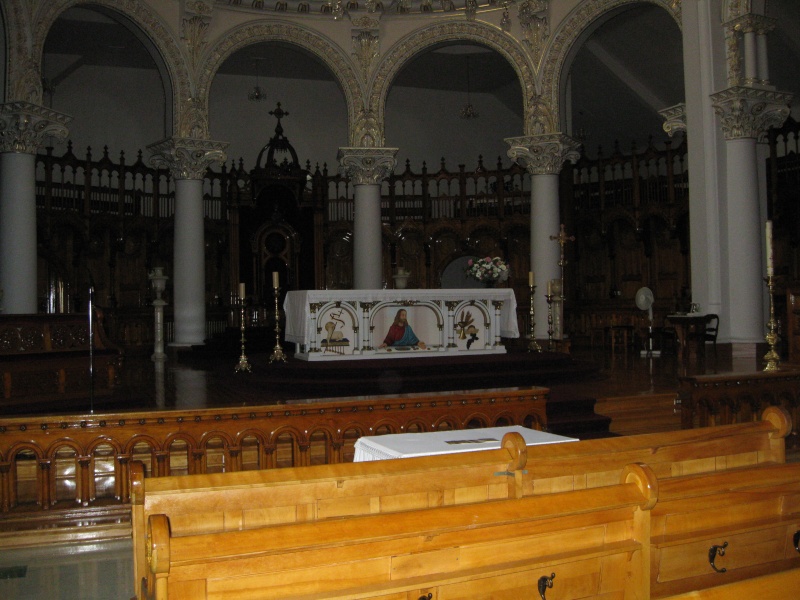 La Cathédrale de Cristal appartient maintenant à l'Église Catholique ! - Page 2 Cathad11