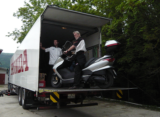 SHOW STUNT POUR HONDA SUISSE P1230212