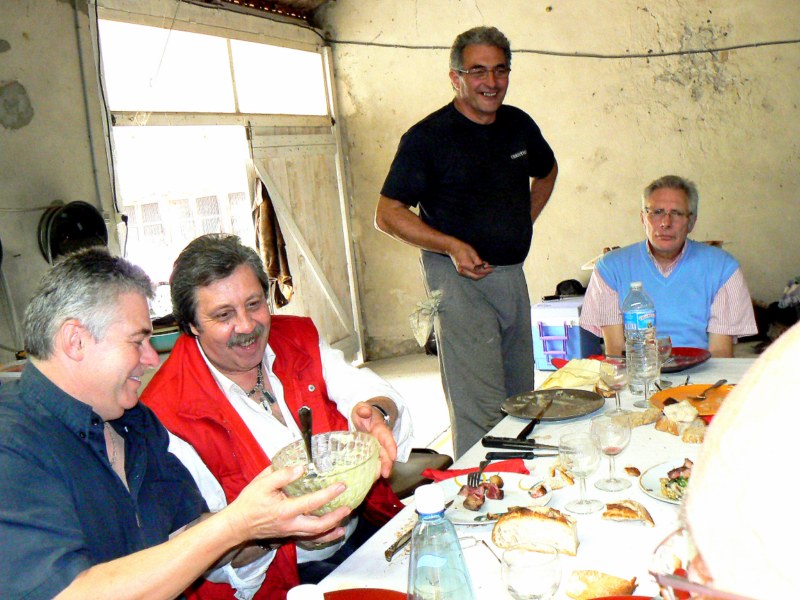 Rencontre ferro-gastronomique en Rhône-Alpes  2012 - Page 4 P1080113