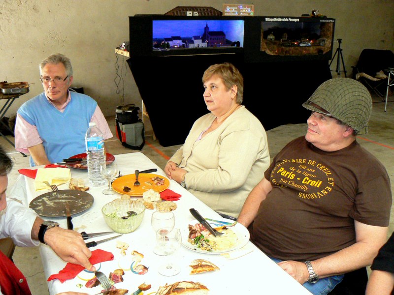 Rencontre ferro-gastronomique en Rhône-Alpes  2012 - Page 4 P1080114