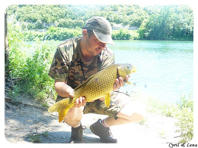 Vos journées de pêche 2008 ! - Page 5 P1020710