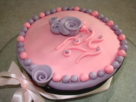 Gâteau rose, uniquement pour les filles - Page 6 67063710