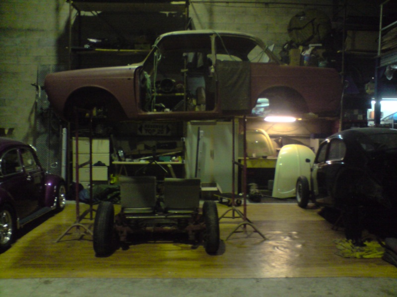 Old VW Crew garage ! P2801019