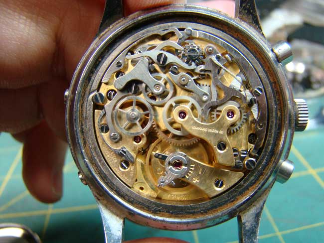 A la recherche d’un triple quantième chronographe idéal… Wakman11
