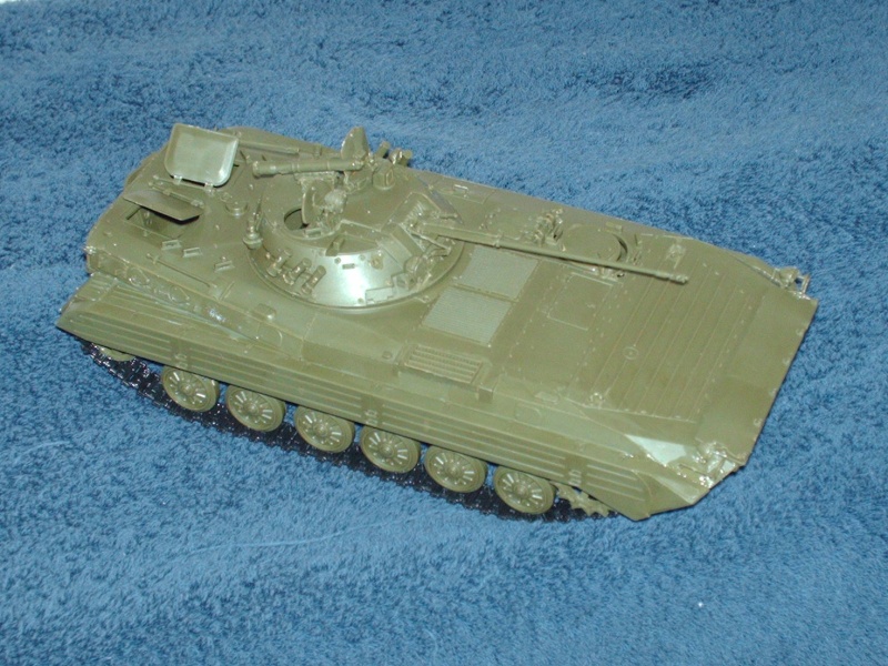 bmp 2 revell - Page 2 Hpim2336