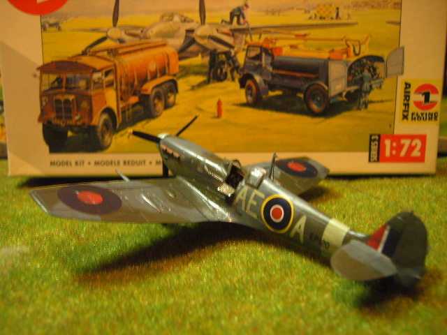 SPITFIRE Mk V 1/72 revell Pict5319