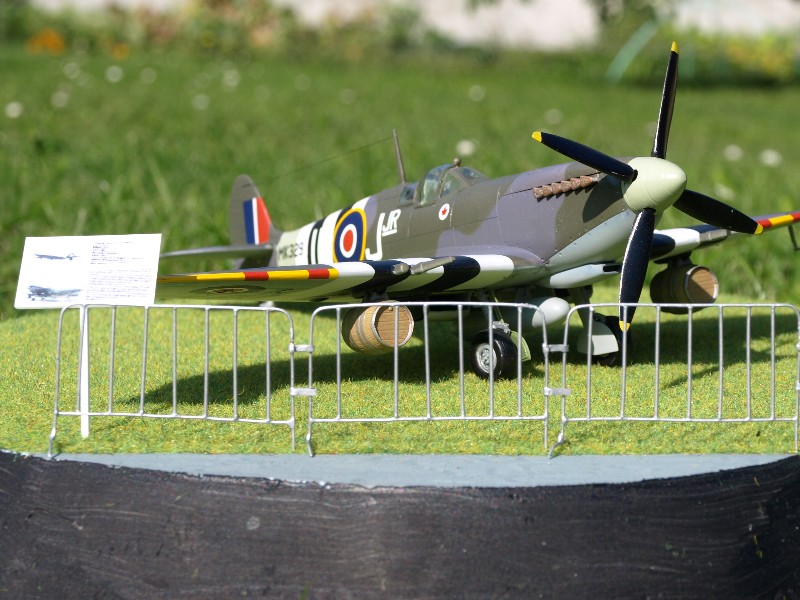 Spitfire Mk IX [Italeri] P1018311