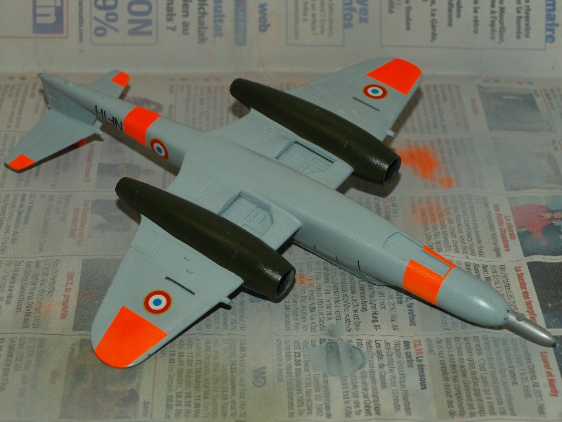 Meteor NF11 [MATCHBOX] 1/72 - Page 2 P1018529