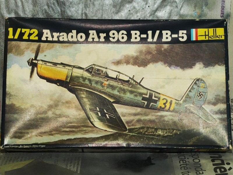 [VINTAGE 2012] Arado Ar 96-B1 [Heller]. From ze boite P1019039