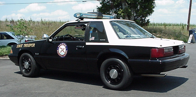 Mustang police pack  Fhp_ma10