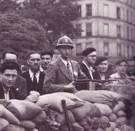 - Libération de Paris Barric17