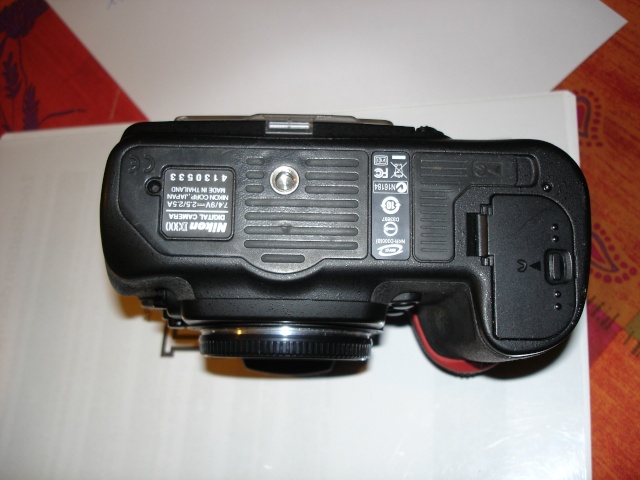 VENDU Nikon D300 boitier nu avec nombreux accessoires. 28112015