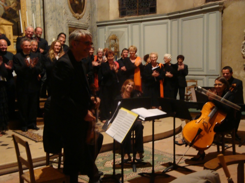 "Harmoniques"et"Neuf de Choeur" à Crécy-Couvé le 17/09/11! Dsc00175