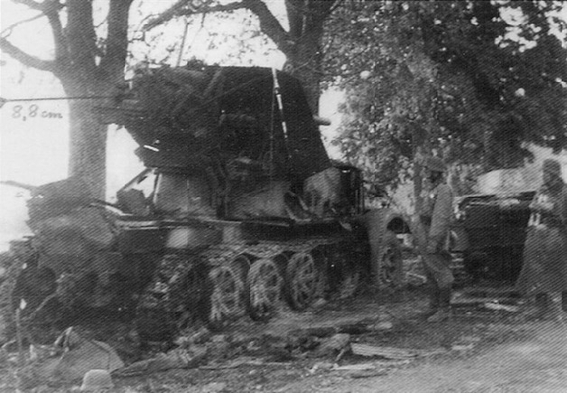 8,8 cm Flak (Sfl) auf Zugkraftwagen 12t "Buffla" Buffla14