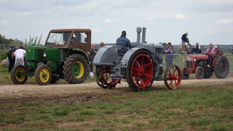 La locomotion en fête: machines agricoles et automobiles Sam_0415