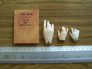 Objets miniatures pour BJD - news p15 - Page 4 100_4313