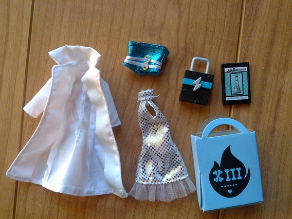 [VENDS] Outfit obitsu Pullip / Dal / Taeyang / MH ... SOLDES 22102012