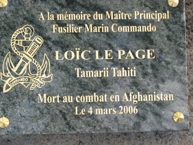 HOMMAGE AU MP Loïc Le Page - Page 2 Img_0513