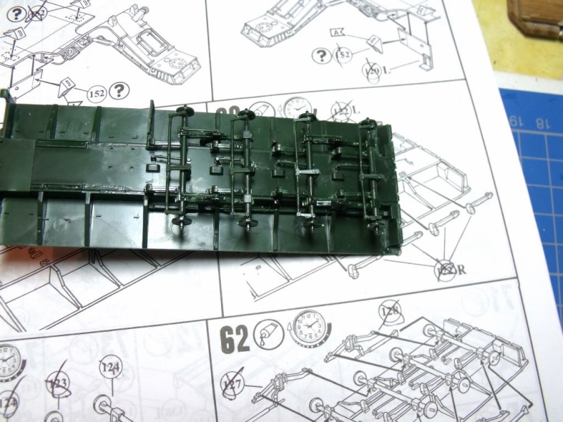 REVELL 1/72 SLT50-3 " ELEFANT " ET Sa aNH.52 T , avec le Panzerhaubitze 2000 et le Fennek dans la même boite Dscf1333