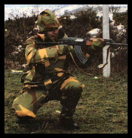 Tenue de camouflage MOL M76 Yougoslave Yugosl11