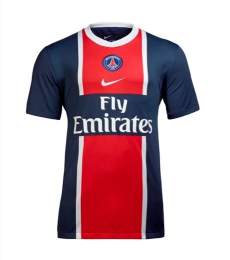 Les nouveaux maillots du PSG Mailot10