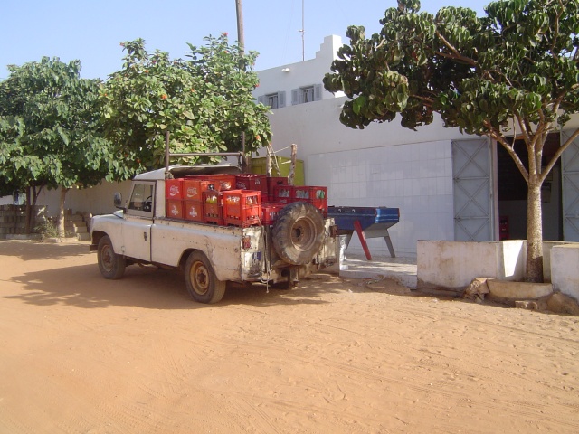 Land coca-cola à Mbourg au Senegal Dsc00410