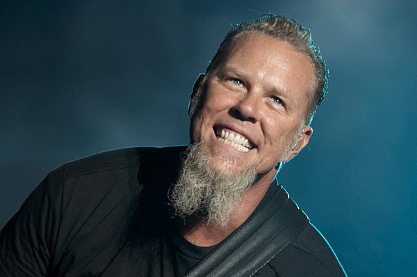 Hetfield: Bob contribuiu mais que Newsted em 14 anos Jamesh11