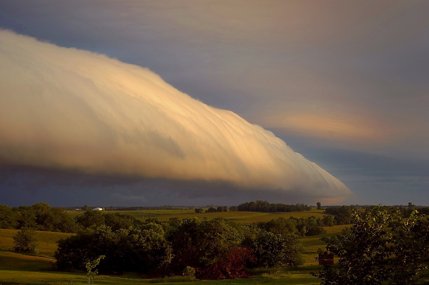 awan yang menakjubkan cill!! Rollcl10