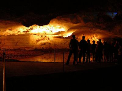 Les grottes du Monde illustrées avec Google Earth - Page 2 3844_110