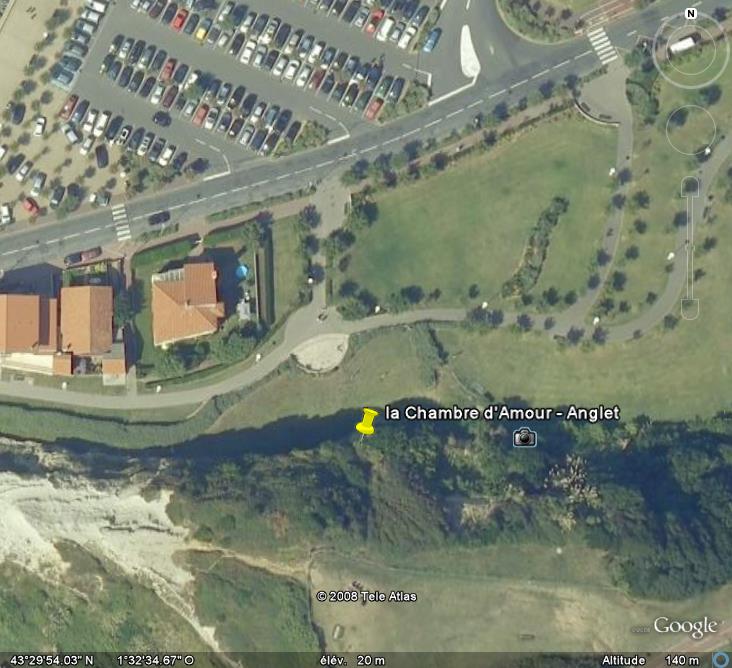 Les grottes du Monde illustrées avec Google Earth - Page 2 Anglet10