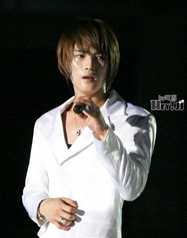 pics de jaejoong!!! 2es3w210