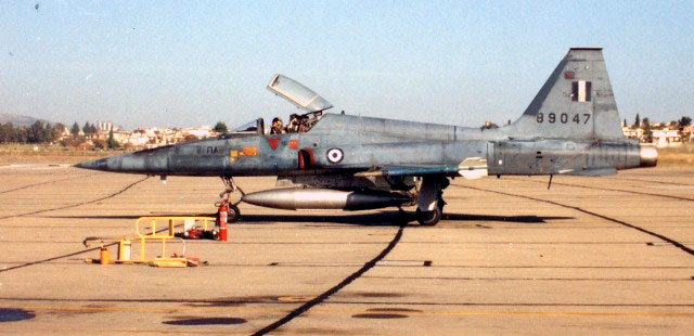 F-5 resimleri F5afr_10