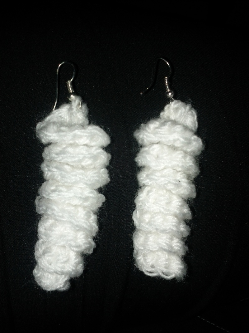 plusieurs boucles d'oreilles au crochet  Img_2013