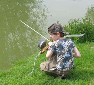 Une petite pêche à l'arc sur l'étang d'un ami... 2012-012