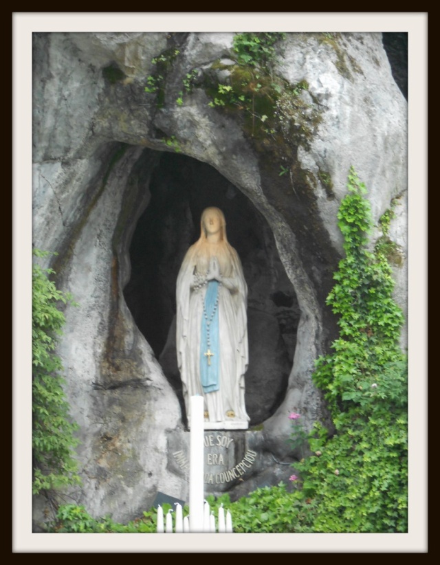 Ce samedi, OmbreBlanche était à Lourdes ... Lourde13