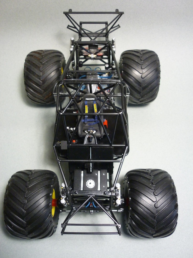 Monster Truck 1/24 lindberg - Page 3 Monst137