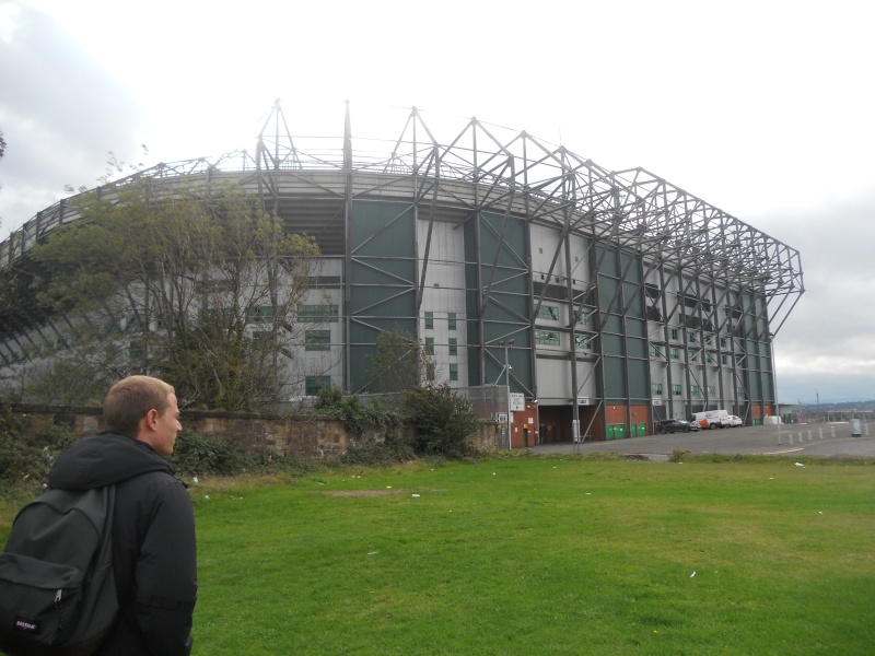 IBROX STADIUM & CELTIC PARK Dscn3510